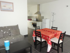 Maison T2 agréable avec cour privative, à 400m de la plage et proche commerces, quartier calme - FR-1-92-875